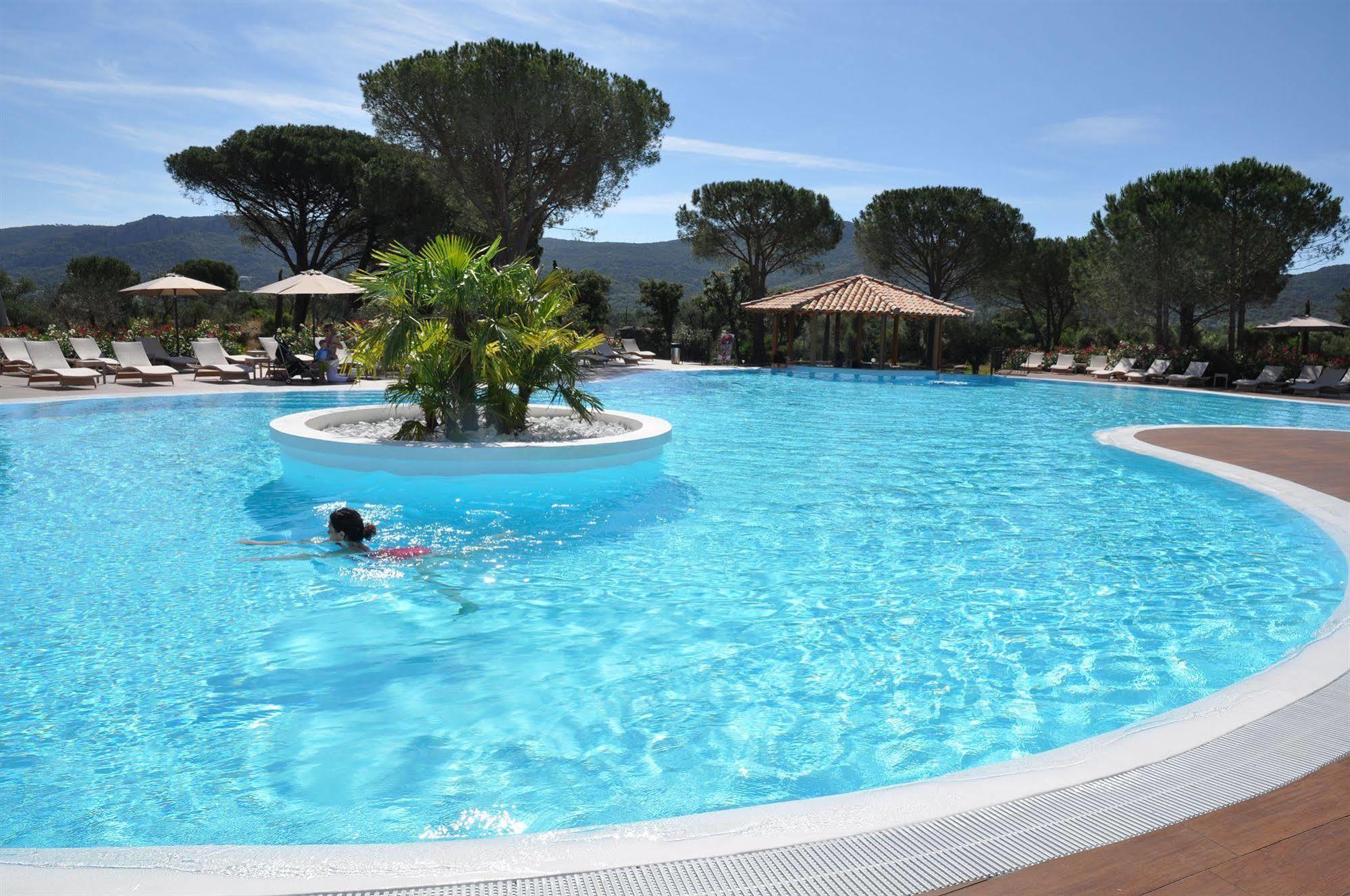 Residence Salina Bay Porto-Vecchio  Exteriör bild